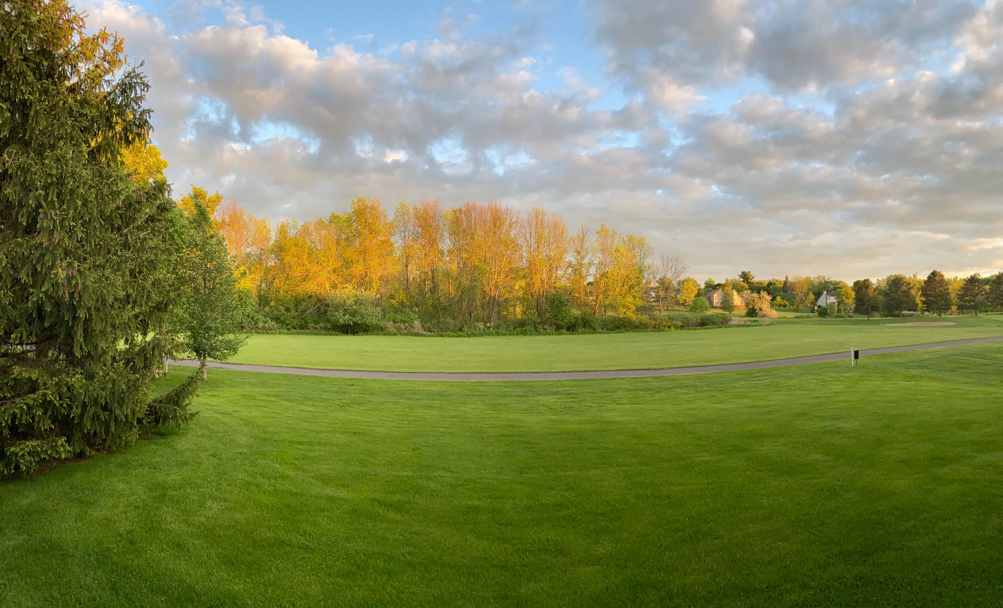 Hole 17 autumn panorama