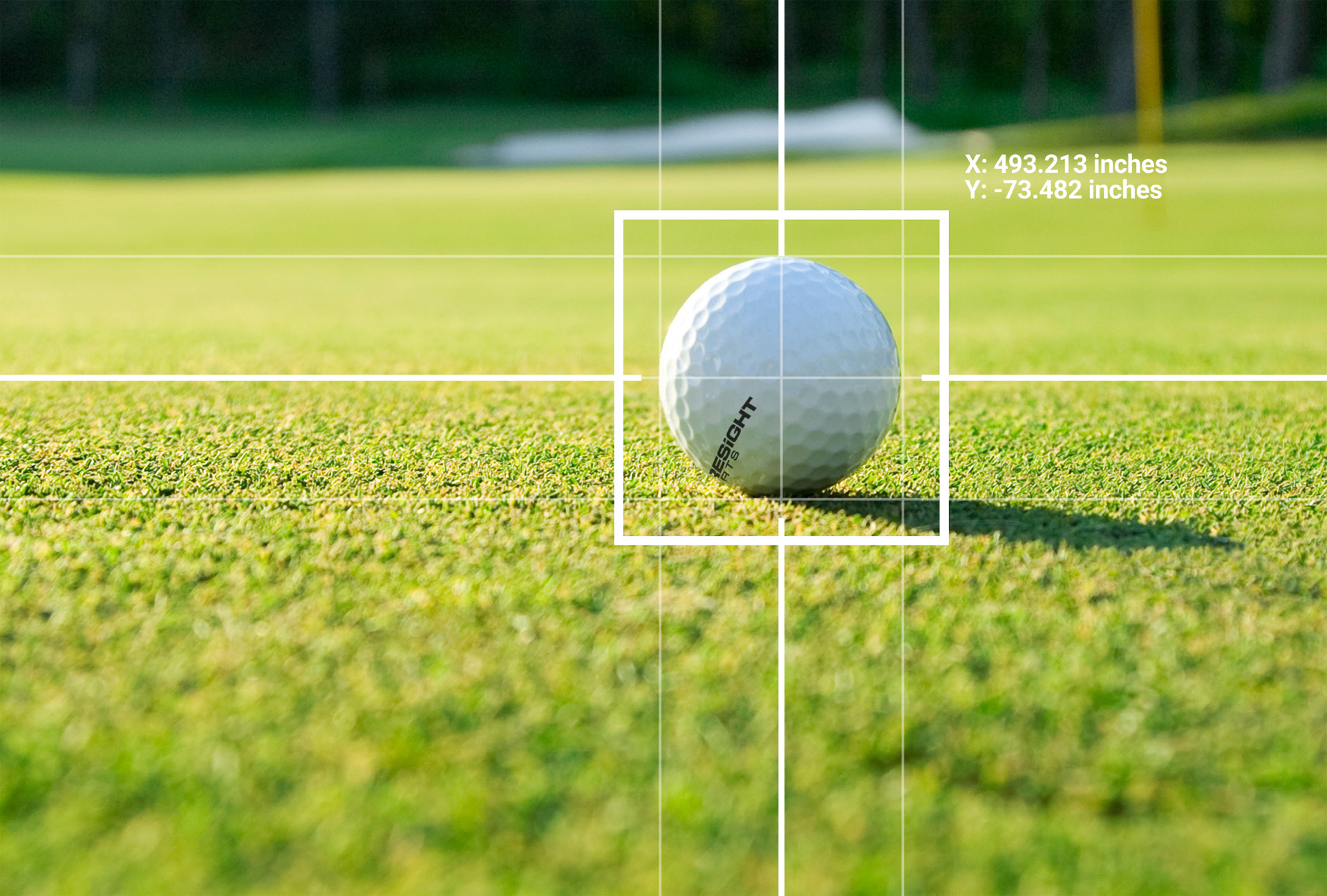 Golfer swinging in the simulator bay