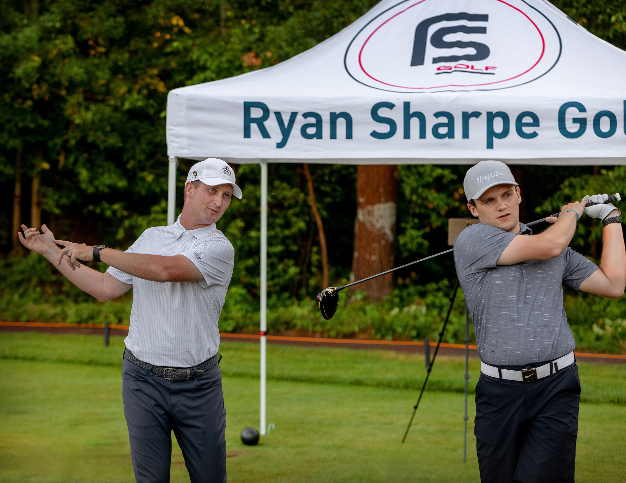 Golf lesson at Brainerd Lakes